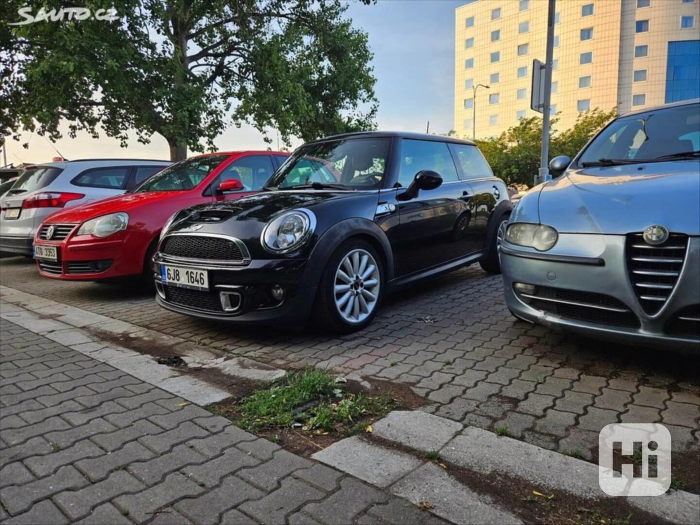 Mini Cooper 1,6 - foto 1