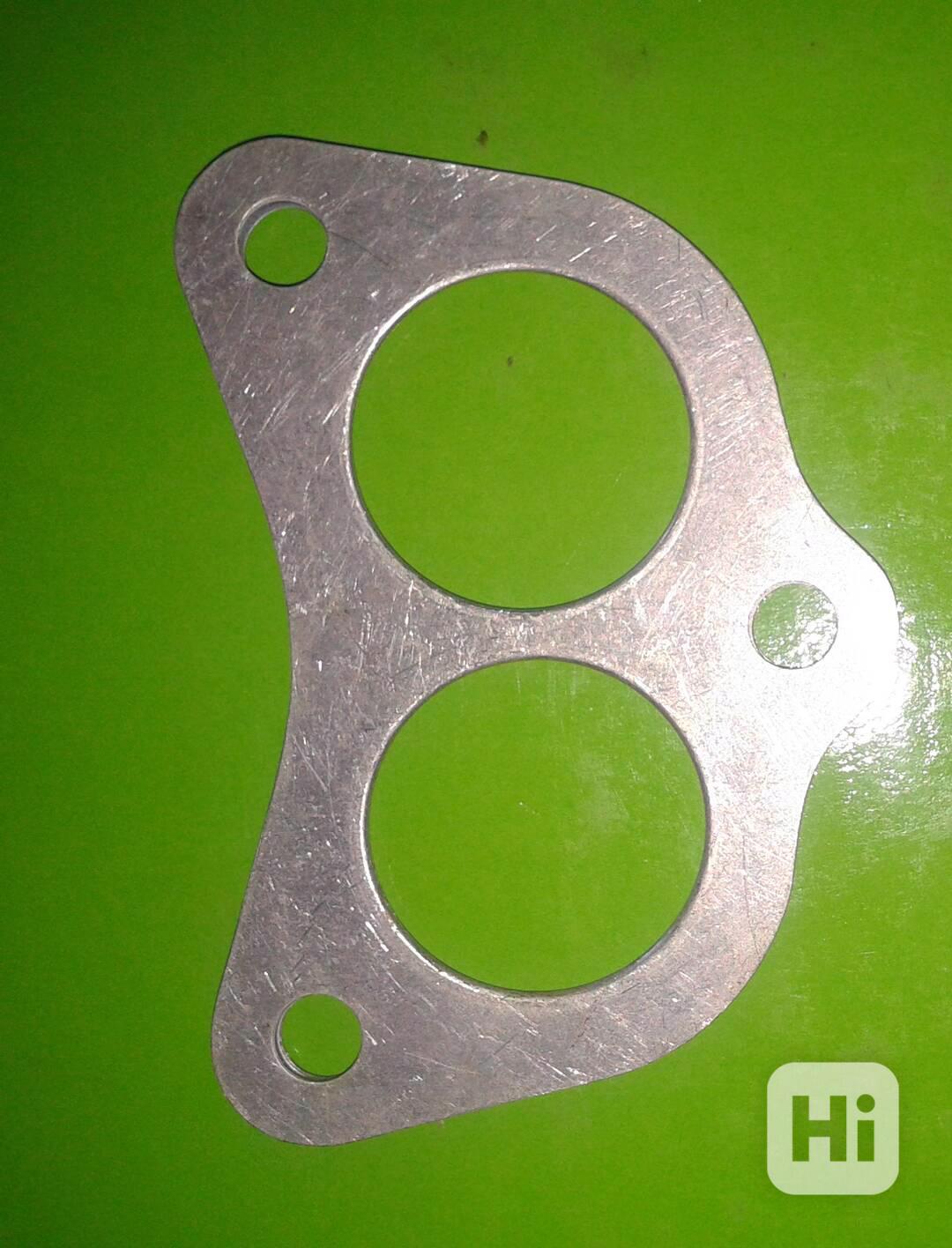 Prodám těsnění výfuku S-105, 120 - foto 1