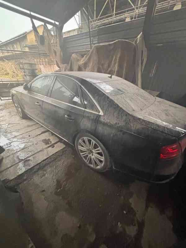 AUDI A8 /R.V.2011 3,0 TDI-- NAJETO 350XXX - foto 2