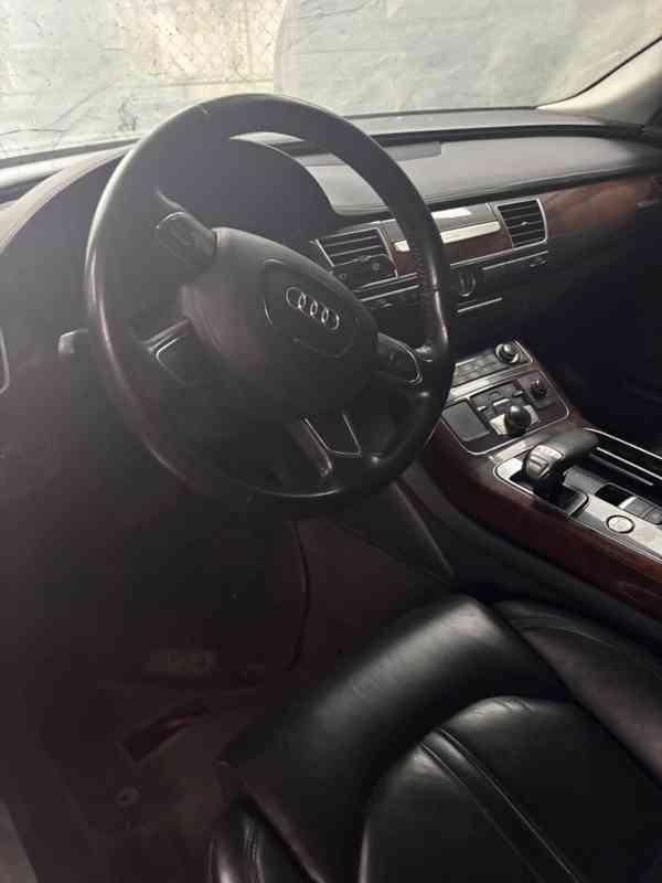 AUDI A8 /R.V.2011 3,0 TDI-- NAJETO 350XXX - foto 3