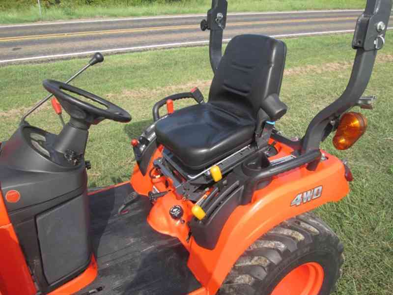 Kubota BX25 TLB - foto 8