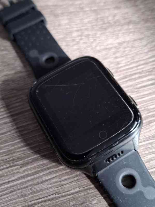 Chytré hodinky CARNEO GuardKid+ 4G Platinum black - foto 3