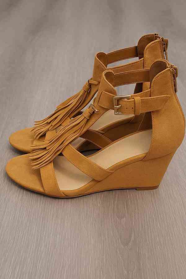 5 x luxusní sandály na platformě - foto 4