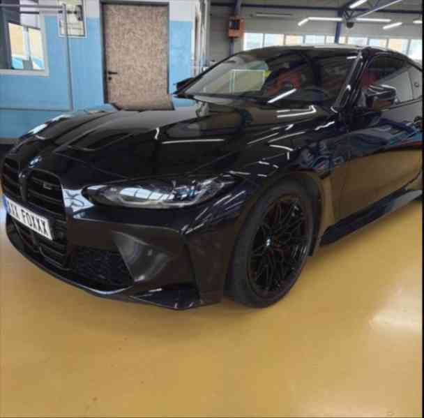 BMW M4 3,0   COMPETITION X DRIVE - foto 3