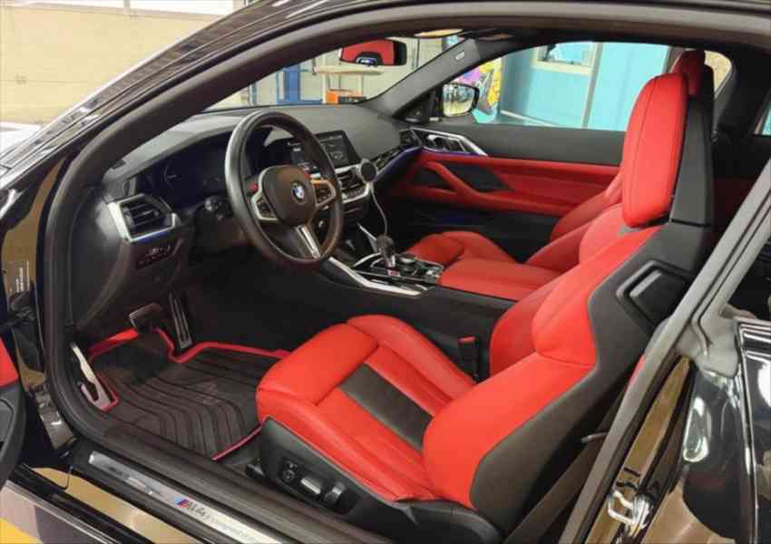 BMW M4 3,0   COMPETITION X DRIVE - foto 7