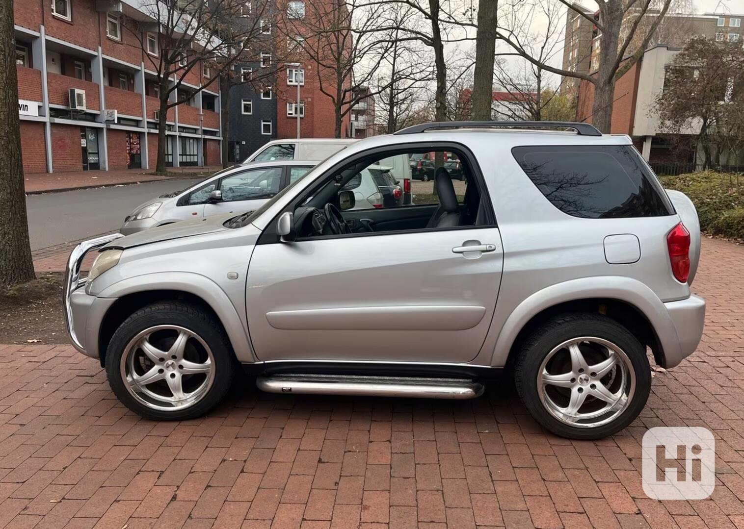 Toyota RAV 4 2,0i 4x4 benzín 110kw - foto 1