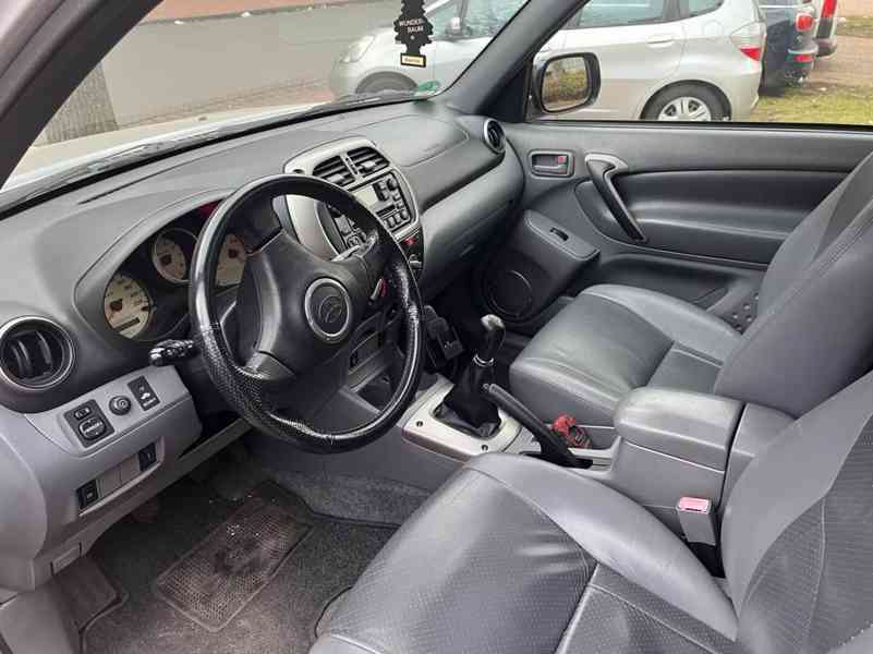 Toyota RAV 4 2,0i 4x4 benzín 110kw - foto 8