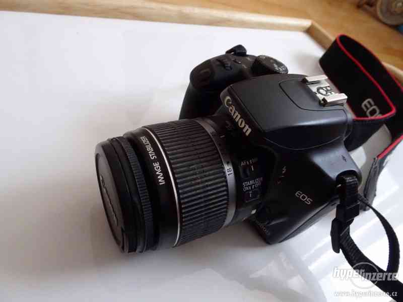 Zrcadlovka Canon EOS 1000D - foto 1