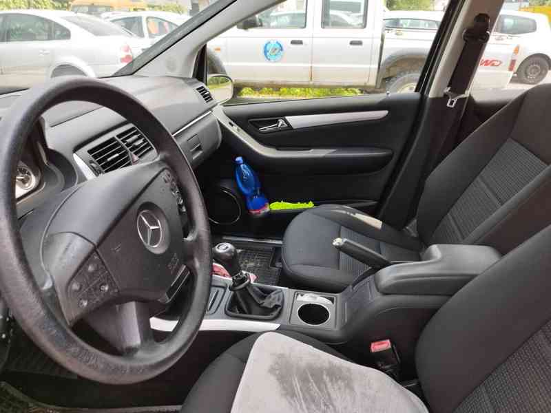 Osobní automobil Mercedes Benz B 170 - foto 6