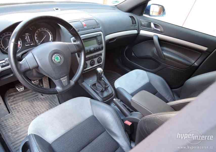 Škoda Octavia RS 2.0TFSI - foto 5
