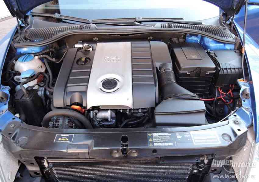 Škoda Octavia RS 2.0TFSI - foto 13
