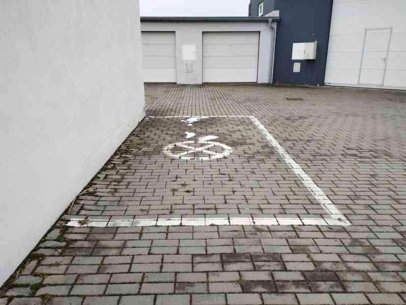 Pronájem parkovacího místa - foto 3