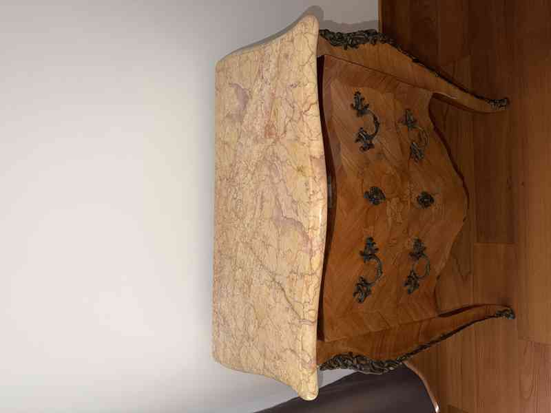 Komoda ve stylu rokoka  - foto 3