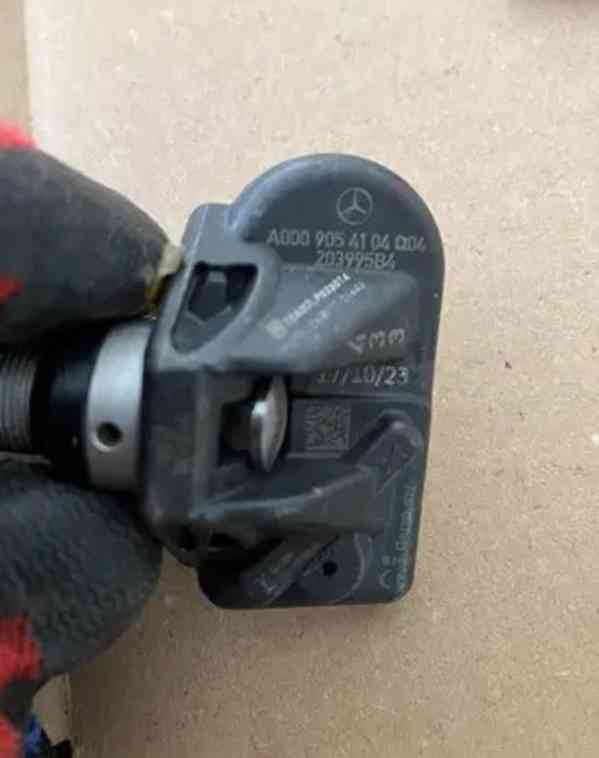 Snimace tlaku A0009054104Q04 Mercedes TPMS - foto 3