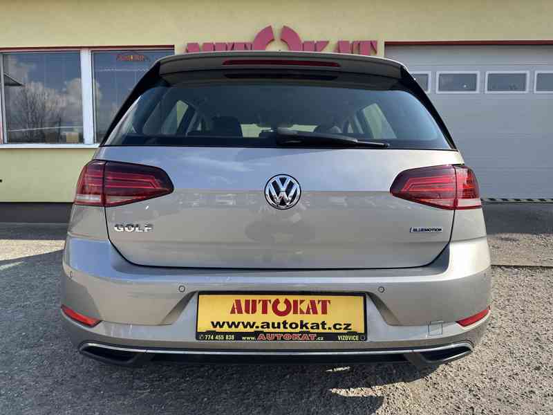 Volkswagen Golf 1.5 TSi 110kW/1MAJ/ČR/DPH - foto 4