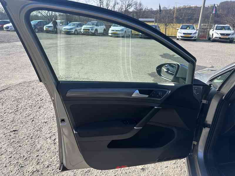 Volkswagen Golf 1.5 TSi 110kW/1MAJ/ČR/DPH - foto 13