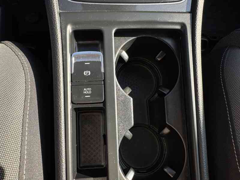 Volkswagen Golf 1.5 TSi 110kW/1MAJ/ČR/DPH - foto 38