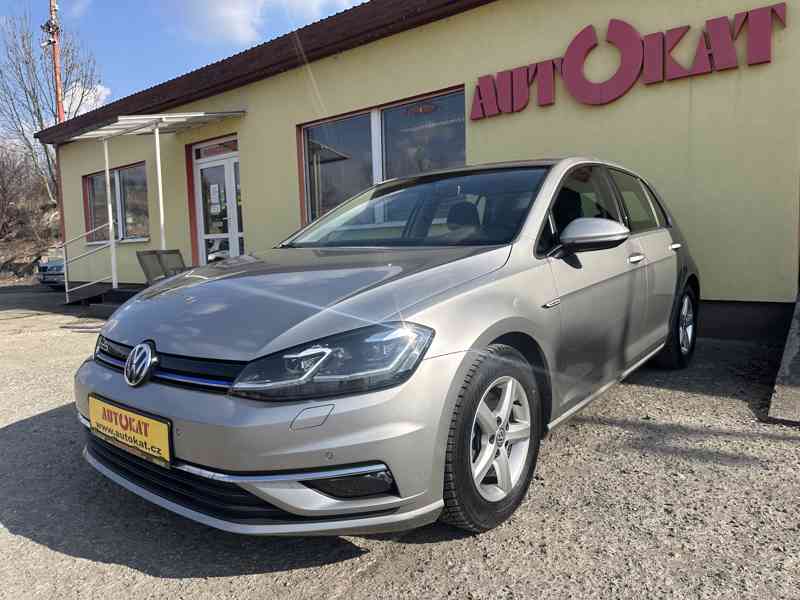 Volkswagen Golf 1.5 TSi 110kW/1MAJ/ČR/DPH - foto 7