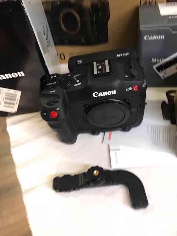 Canon EOS C70 - foto 7