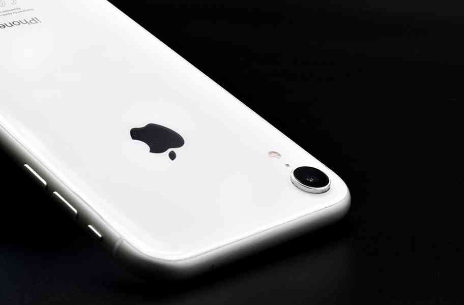 iPhone XR 64GB White - foto 9