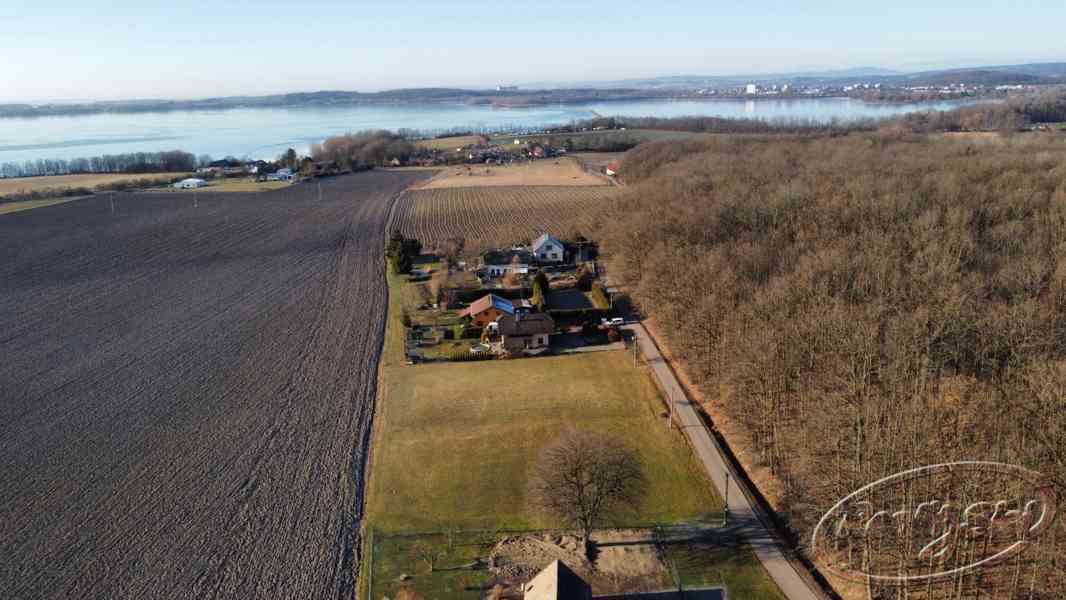 Prodej dvou pozemků o celkové výměře 2 681 m² – k.ú. Šeřeč - foto 4