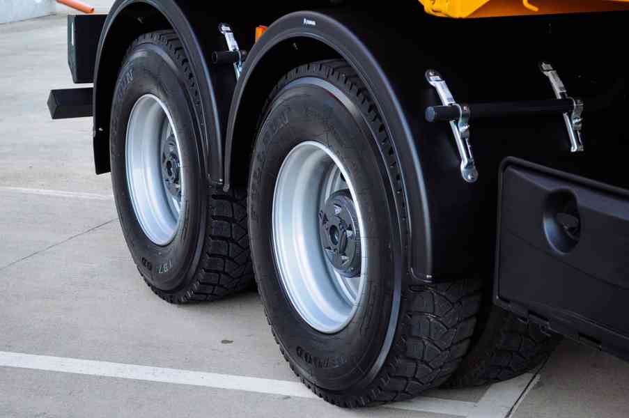 SCANIA P380 6X4 SKLÁPĚČ / VYKLÁPĚČ + HYDRAULICKÁ RUKA EURO4 - foto 13