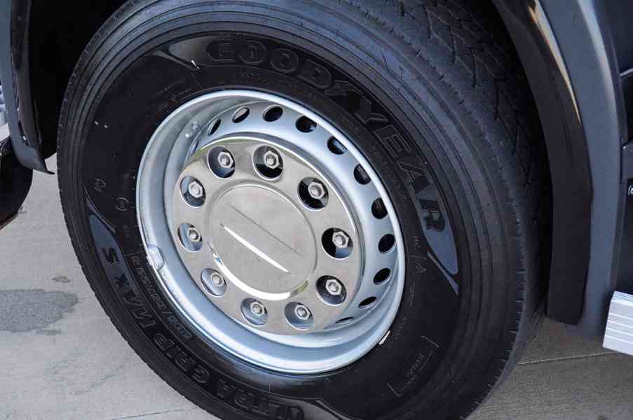 SCANIA P380 6X4 SKLÁPĚČ / VYKLÁPĚČ + HYDRAULICKÁ RUKA EURO4 - foto 36