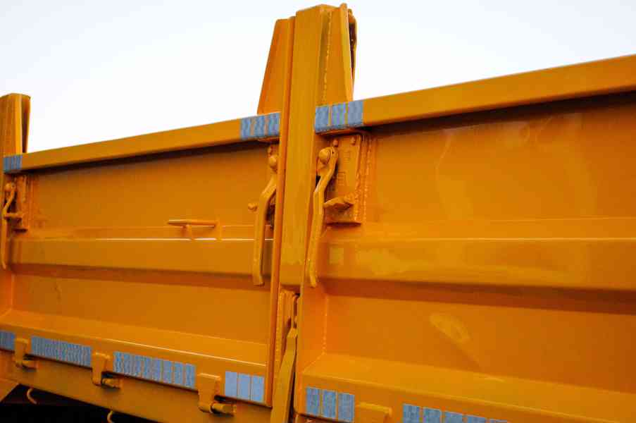 SCANIA P380 6X4 SKLÁPĚČ / VYKLÁPĚČ + HYDRAULICKÁ RUKA EURO4 - foto 83