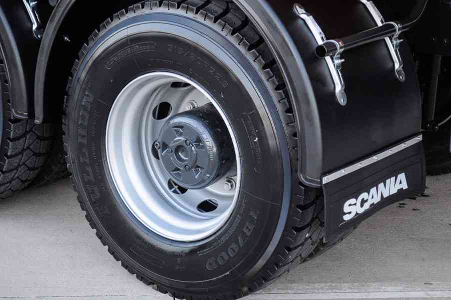SCANIA P380 6X4 SKLÁPĚČ / VYKLÁPĚČ + HYDRAULICKÁ RUKA EURO4 - foto 24