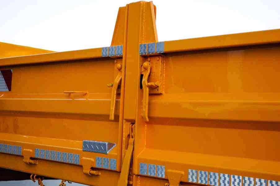 SCANIA P380 6X4 SKLÁPĚČ / VYKLÁPĚČ + HYDRAULICKÁ RUKA EURO4 - foto 84