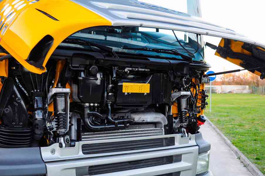 SCANIA P380 6X4 SKLÁPĚČ / VYKLÁPĚČ + HYDRAULICKÁ RUKA EURO4 - foto 42