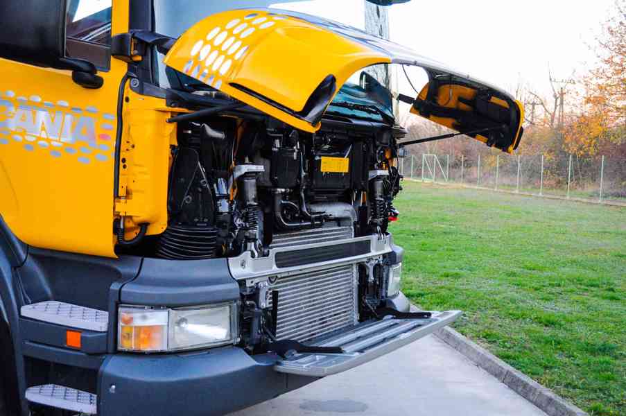 SCANIA P380 6X4 SKLÁPĚČ / VYKLÁPĚČ + HYDRAULICKÁ RUKA EURO4 - foto 86