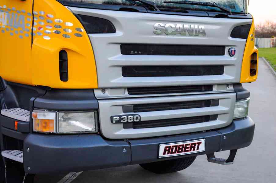 SCANIA P380 6X4 SKLÁPĚČ / VYKLÁPĚČ + HYDRAULICKÁ RUKA EURO4 - foto 38