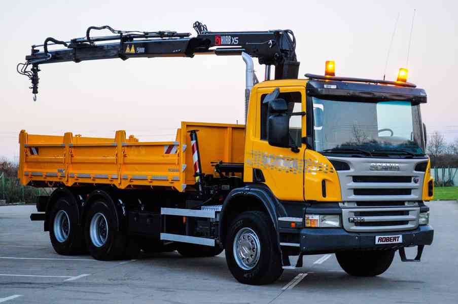SCANIA P380 6X4 SKLÁPĚČ / VYKLÁPĚČ + HYDRAULICKÁ RUKA EURO4 - foto 106