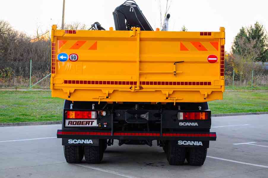SCANIA P380 6X4 SKLÁPĚČ / VYKLÁPĚČ + HYDRAULICKÁ RUKA EURO4 - foto 6