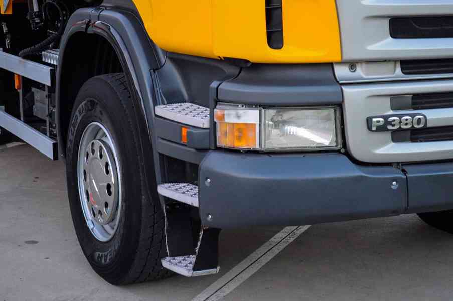 SCANIA P380 6X4 SKLÁPĚČ / VYKLÁPĚČ + HYDRAULICKÁ RUKA EURO4 - foto 41
