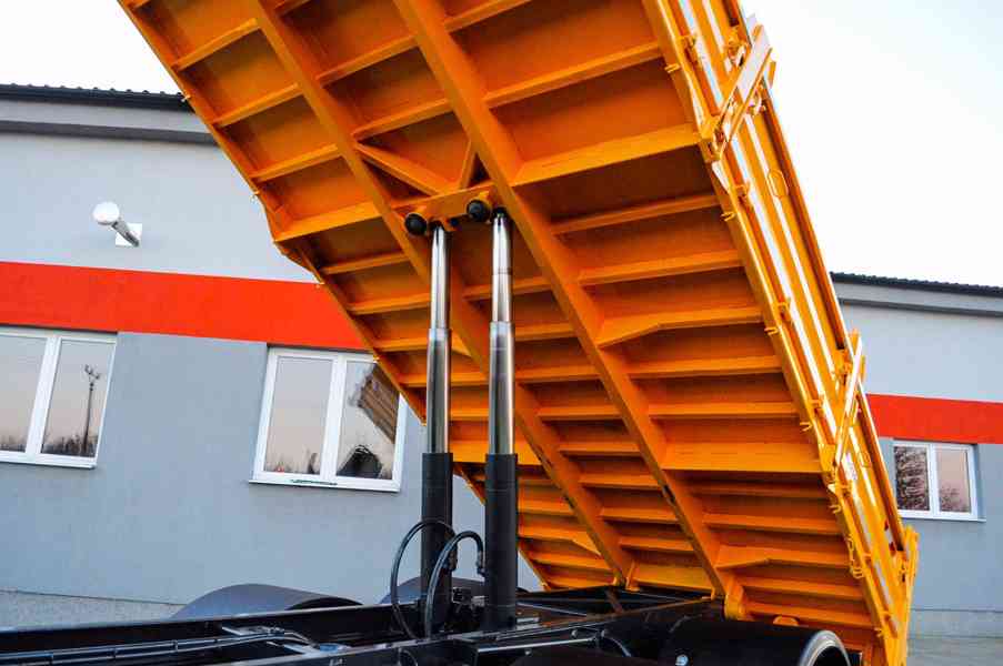 SCANIA P380 6X4 SKLÁPĚČ / VYKLÁPĚČ + HYDRAULICKÁ RUKA EURO4 - foto 92