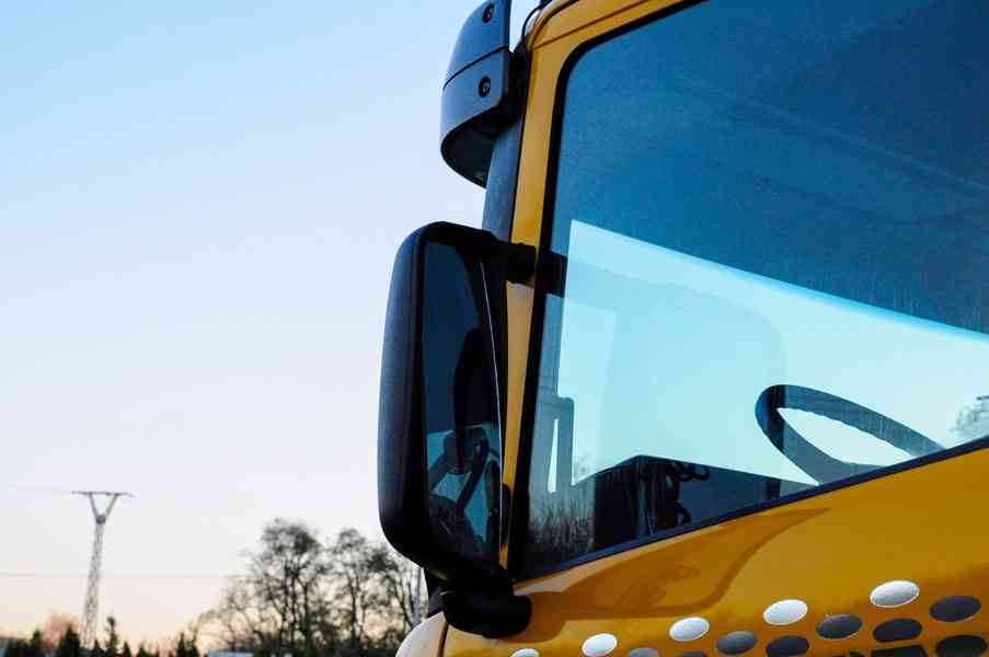 SCANIA P380 6X4 SKLÁPĚČ / VYKLÁPĚČ + HYDRAULICKÁ RUKA EURO4 - foto 35