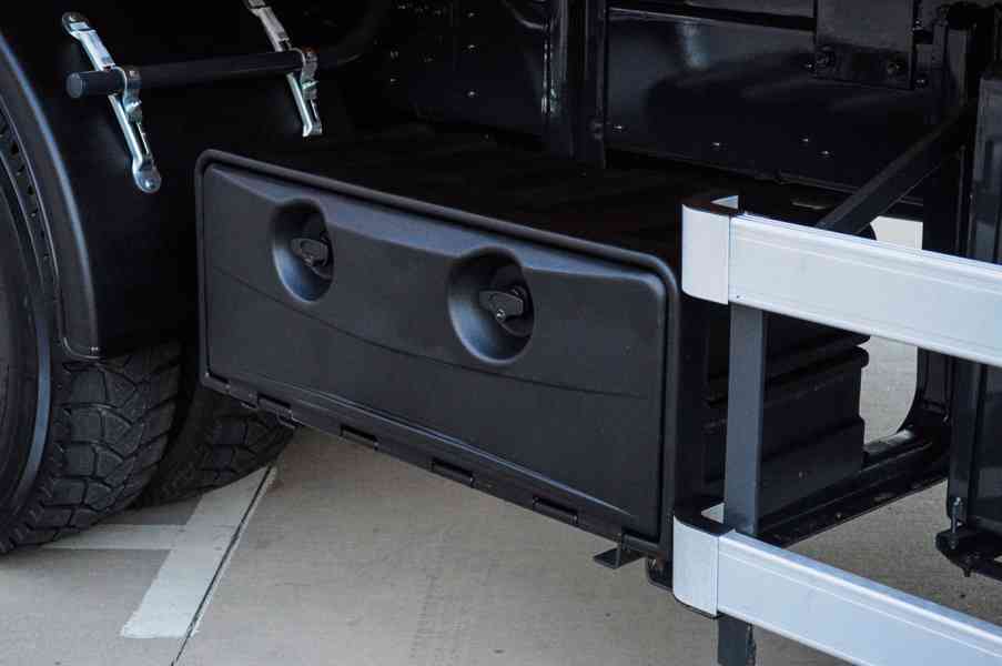 SCANIA P380 6X4 SKLÁPĚČ / VYKLÁPĚČ + HYDRAULICKÁ RUKA EURO4 - foto 69