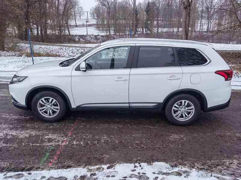 Mitsubishi Outlander 2,2 - foto 1