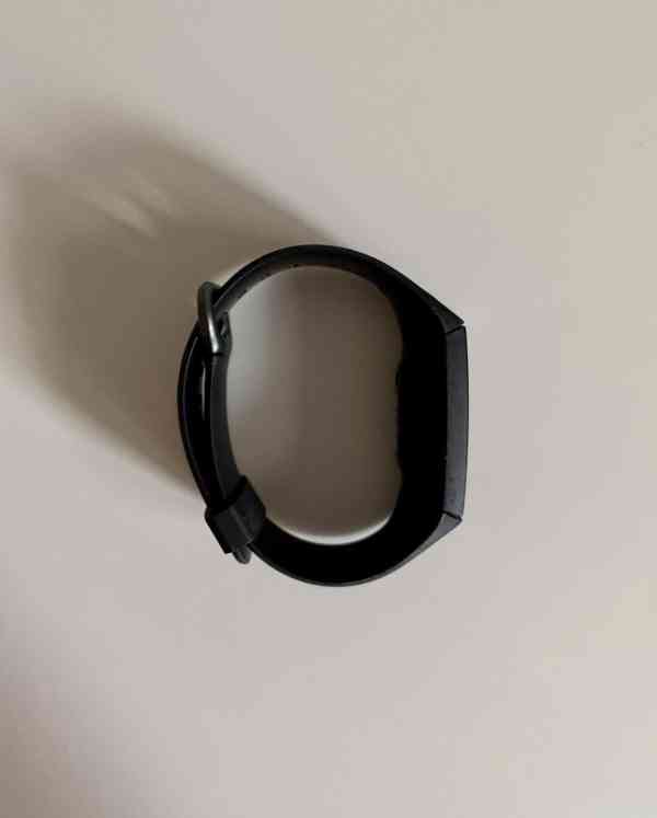 Chytré hodinky Fitbit Charge 4 - foto 3