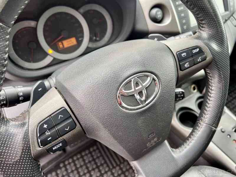 Toyota RAV4 2,2 D-CAT 150 X Auto  Rav4 110kW, 2009 - foto 12