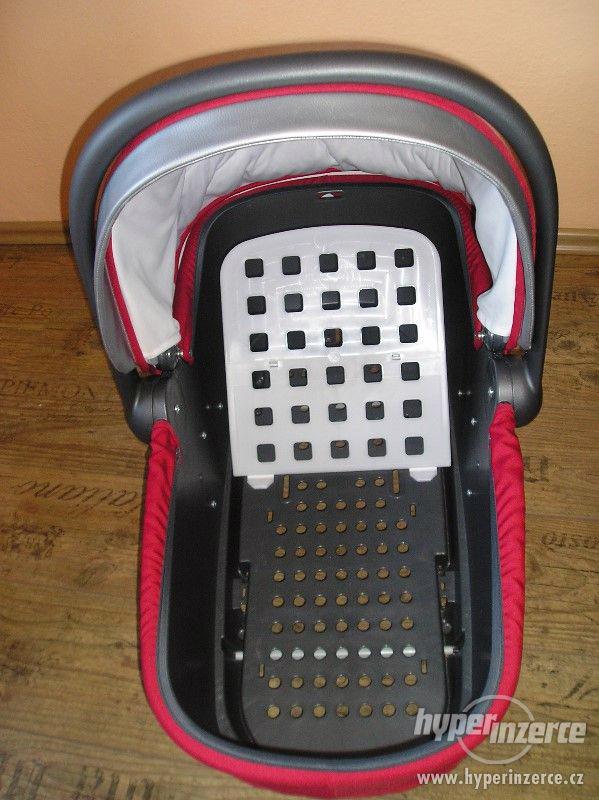 Kočárek CAM Cortina X3 Tris Evolution Elegant Swarovski - foto 12