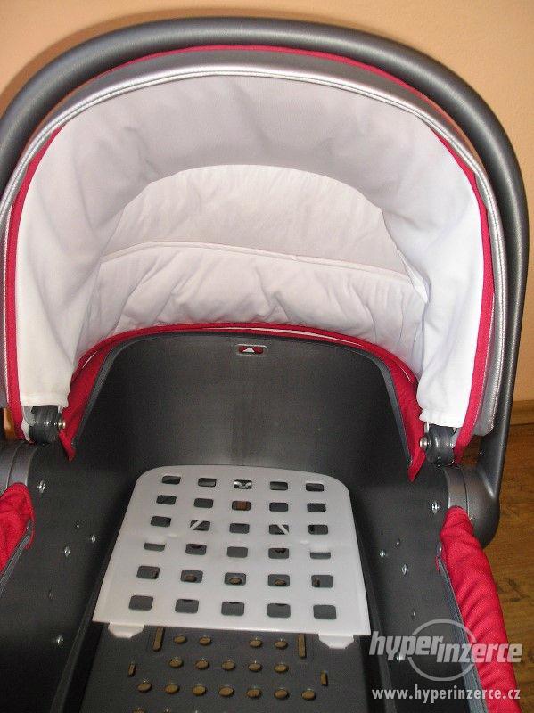 Kočárek CAM Cortina X3 Tris Evolution Elegant Swarovski - foto 13