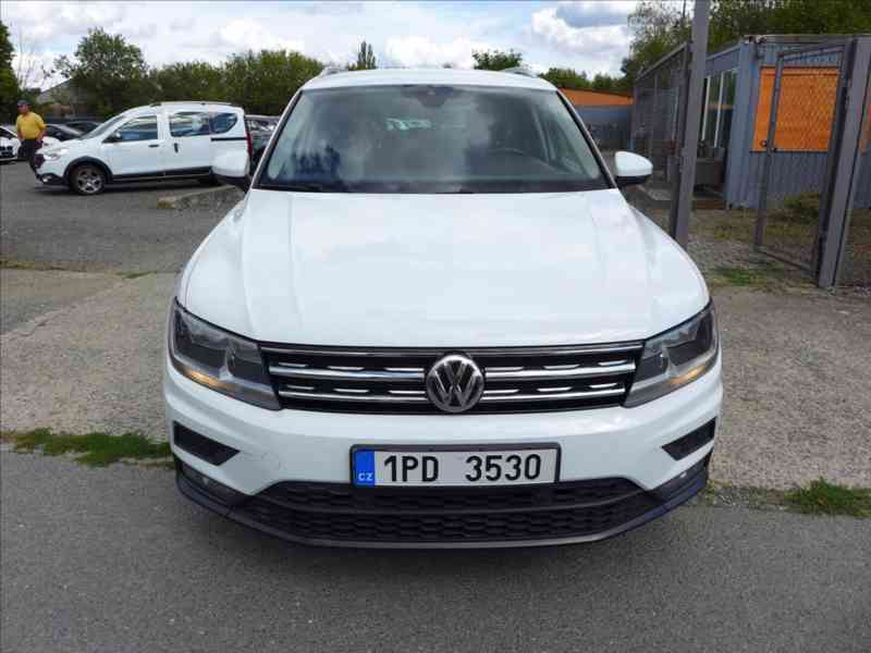 Volkswagen Tiguan 2,0 TDi 110KW NAVI APP 1.MAJ - foto 2