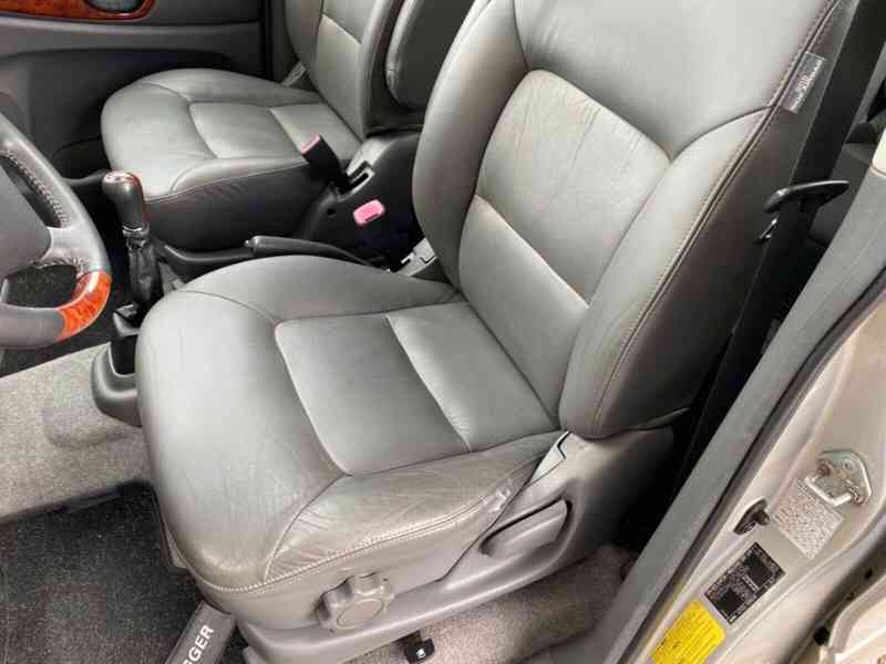 Toyota Previa 2.4i Executive benzín 115kw - foto 5
