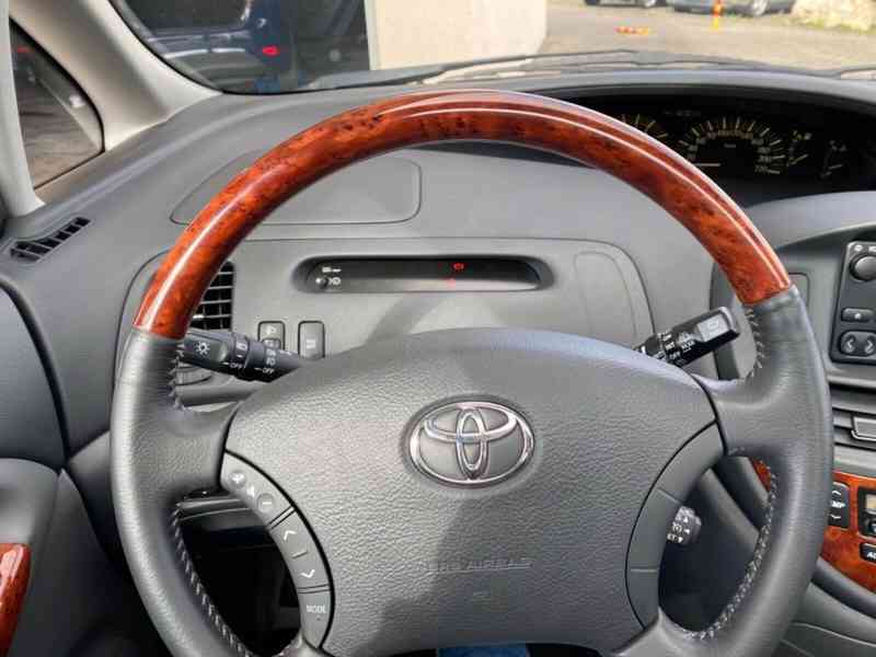 Toyota Previa 2.4i Executive benzín 115kw - foto 14