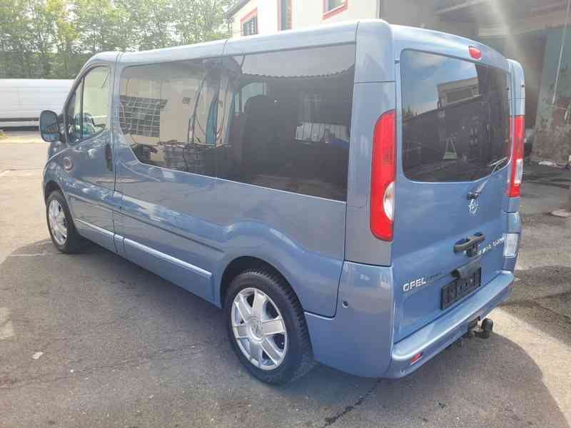 Opel Vivaro 2,0d 7 míst 84kw - foto 9