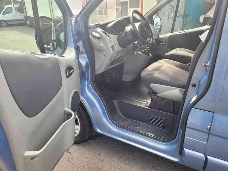 Opel Vivaro 2,0d 7 míst 84kw - foto 5