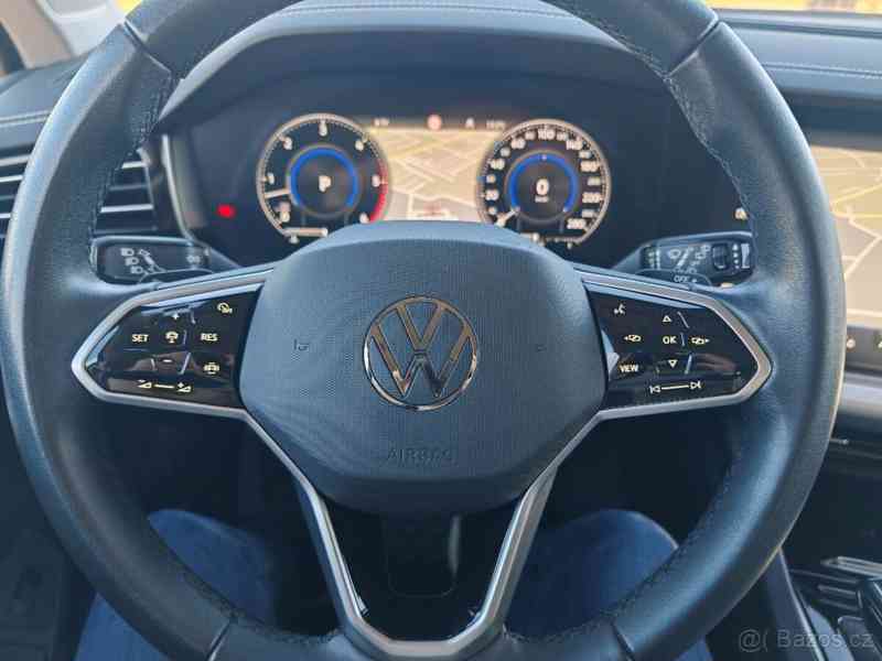 Volkswagen Touareg 3,0   TDi /ČR /rok 2022 /1.majitel - foto 15